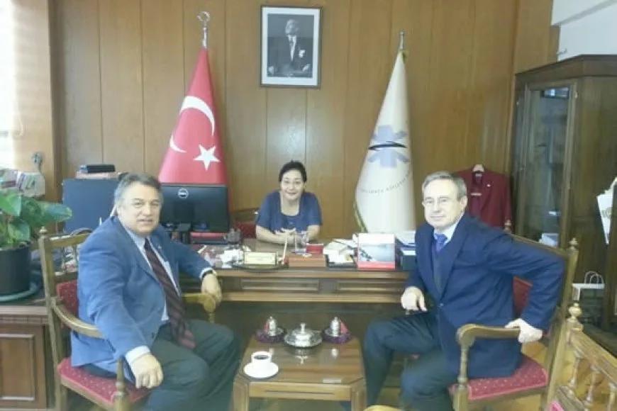 Üniversite Ve Meslek Örgütü Sosyal Sorumluluk Projesinde Elele