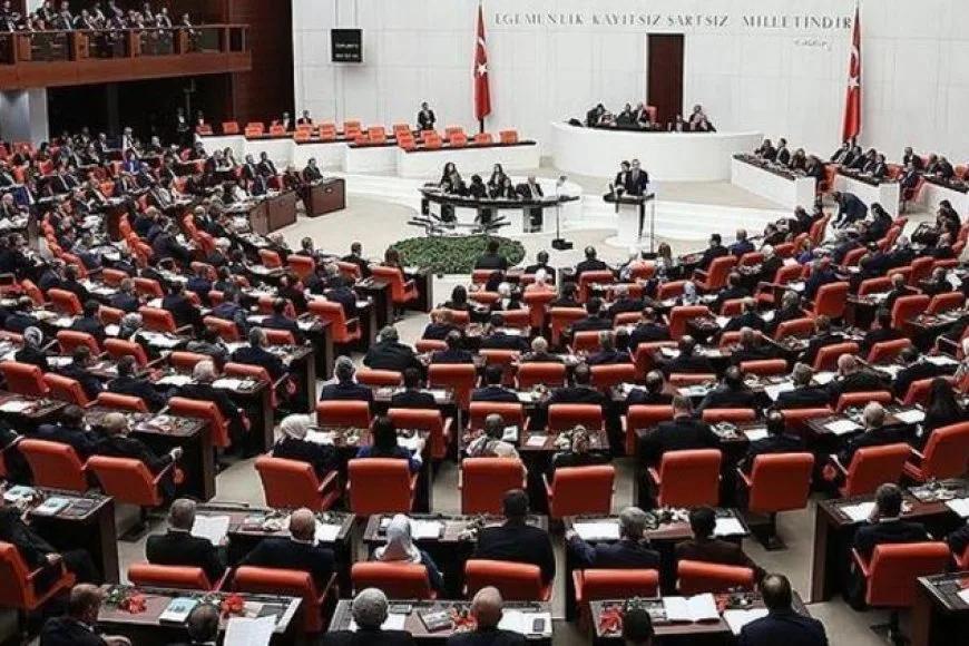 AK Parti’den Bedelli Askerlik İçin Değişiklik Önergesi